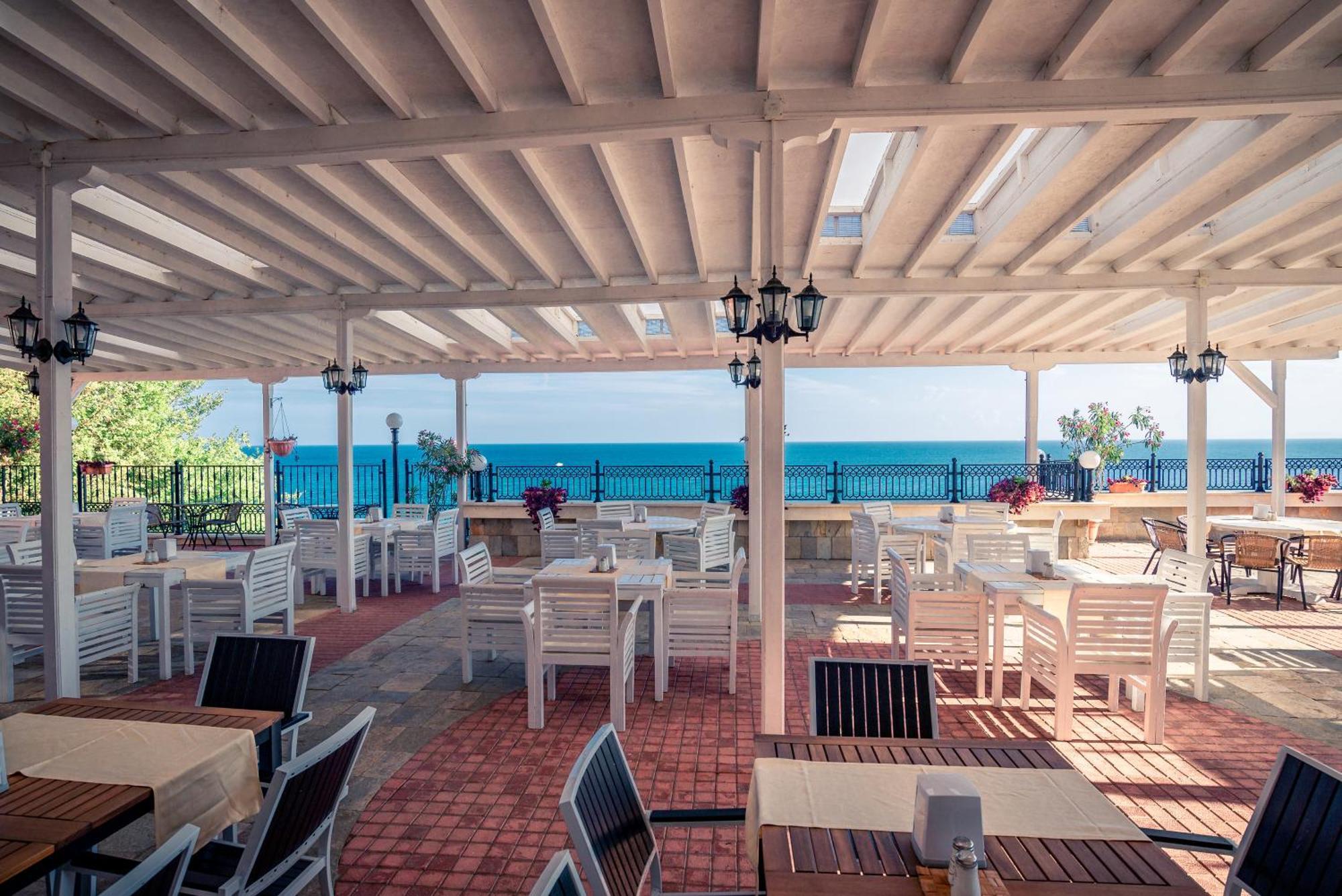 Tiva Del Mar Beach Hotel Свети Влас Екстериор снимка